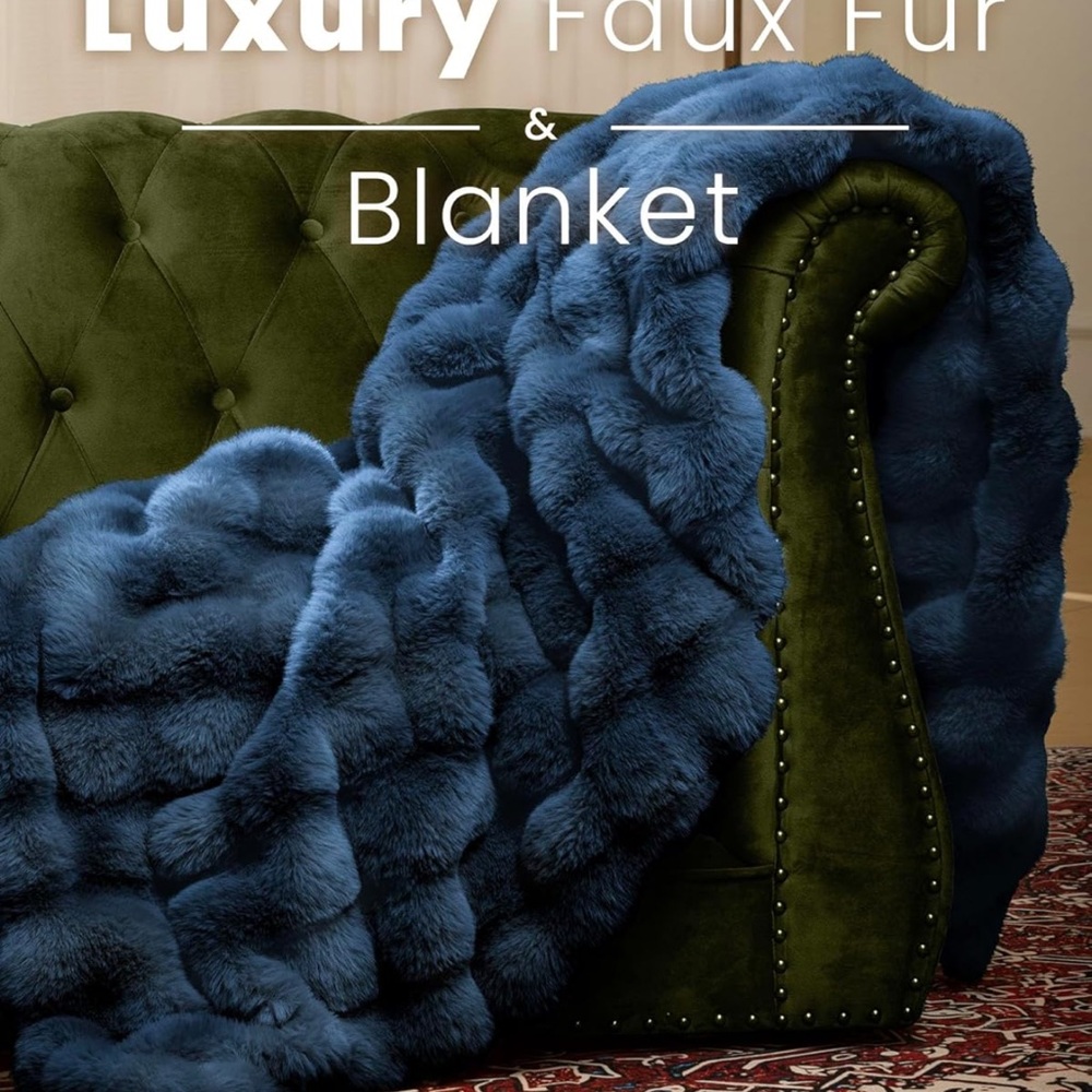 Blunique Ultra Soft Cozy Faux Fur Throw Blanket - Picture 2 of 5